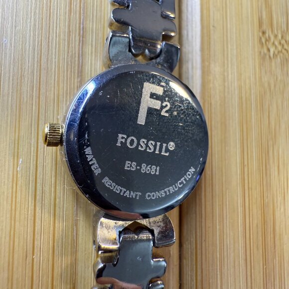 Fossil F2 Two Tone Ladies' Classic Watch ES-8681, 21mm - Picture 5 of 5